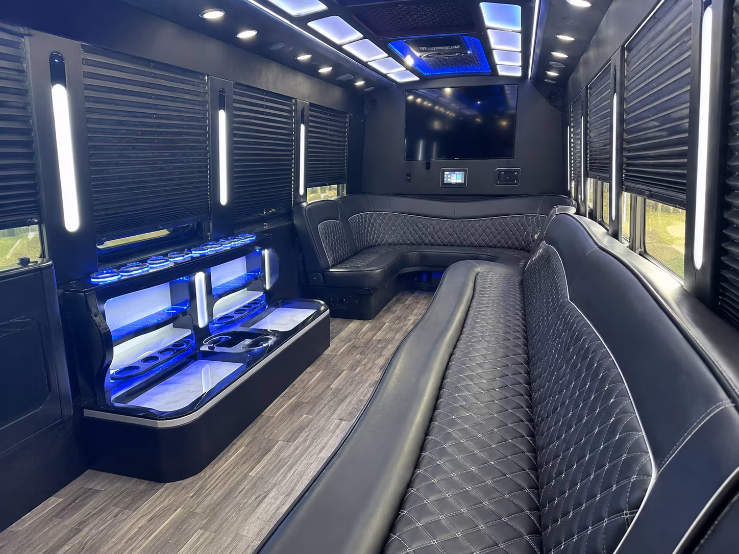 Kissimmee Winery Tour & Pub Crawl Transportation