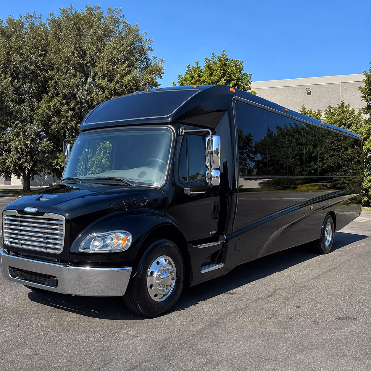 Orlando Airport Shuttle & Transportation party bus exterior