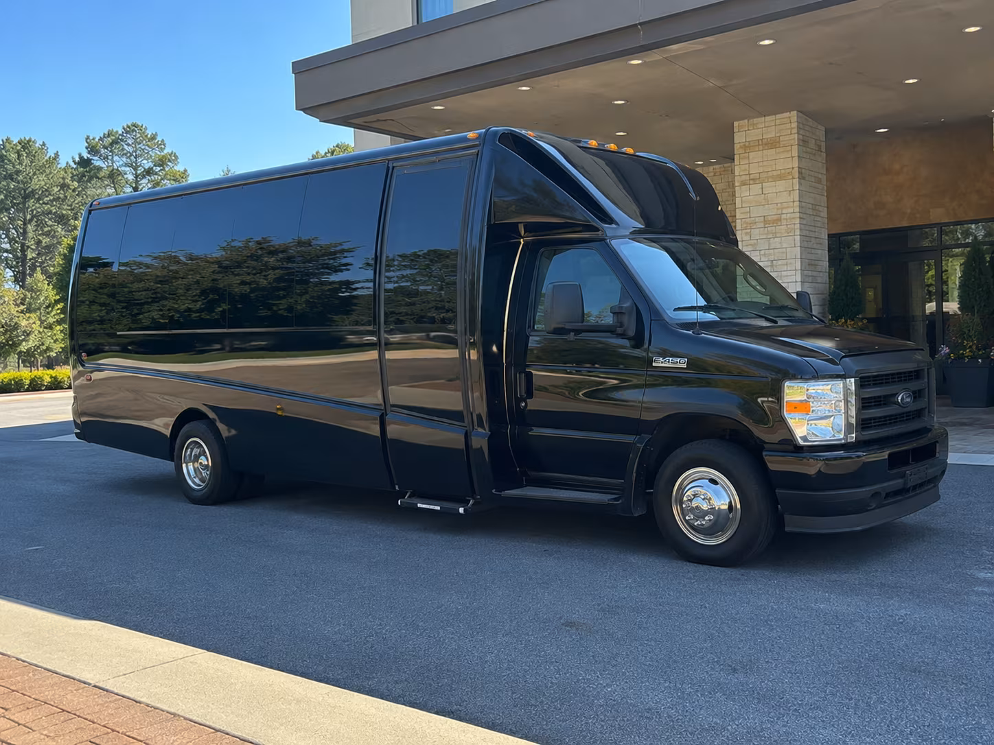 Orlando Airport Shuttles & Transportation