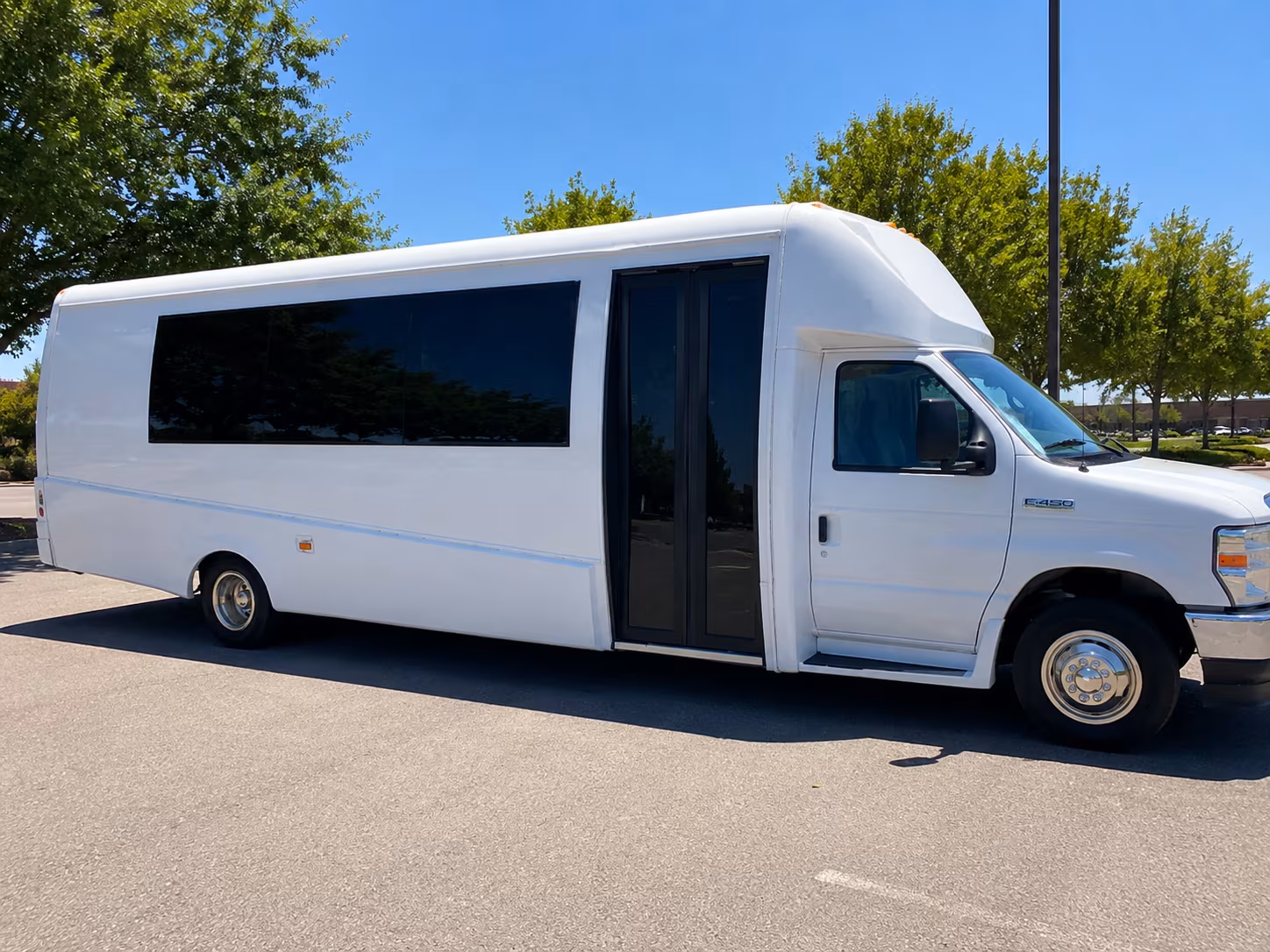 Orlando Birthday, Sweet 16, & Quinceañera Transportation pickup coordination