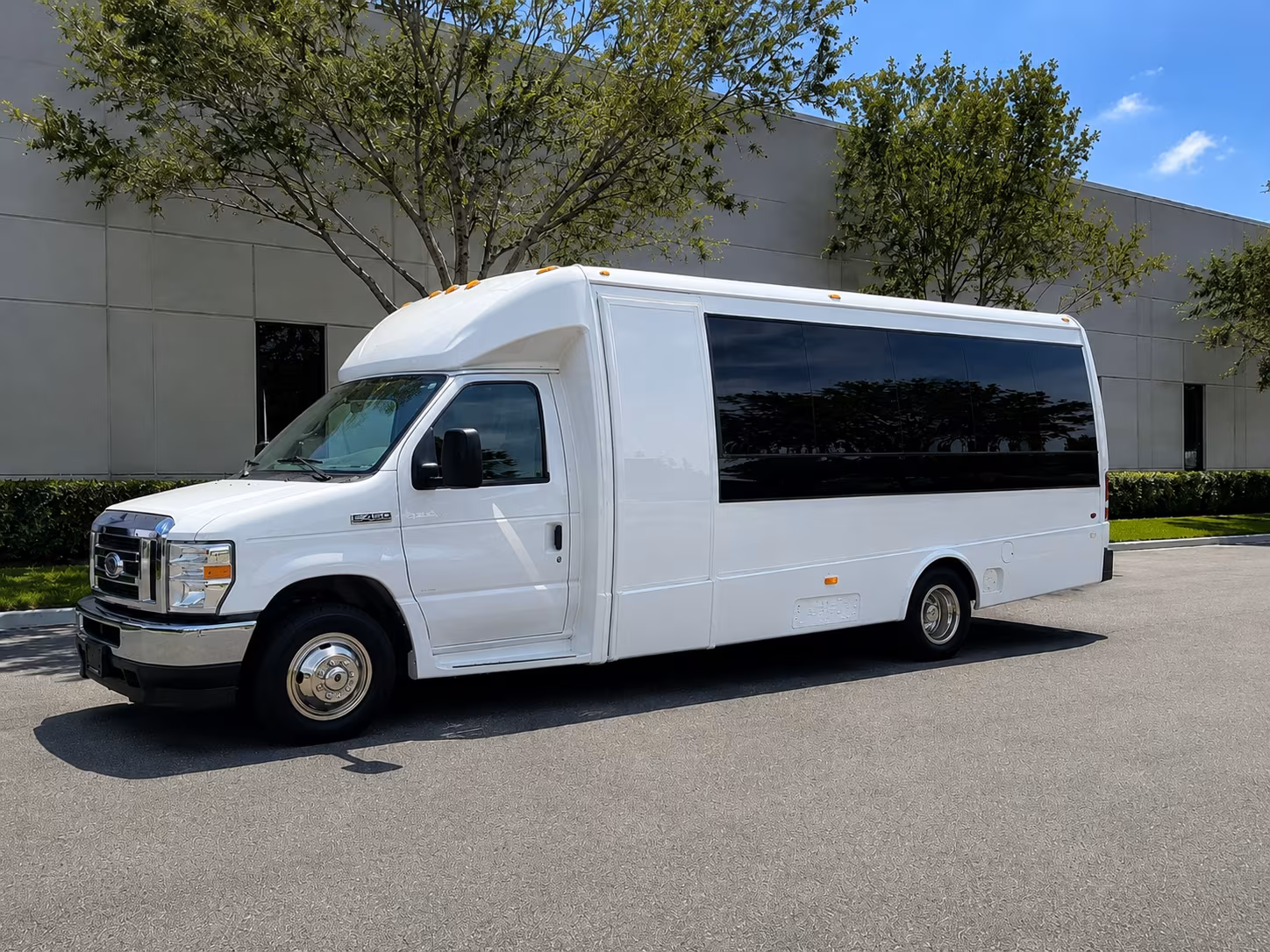 Orlando School Event Transportation party bus exterior