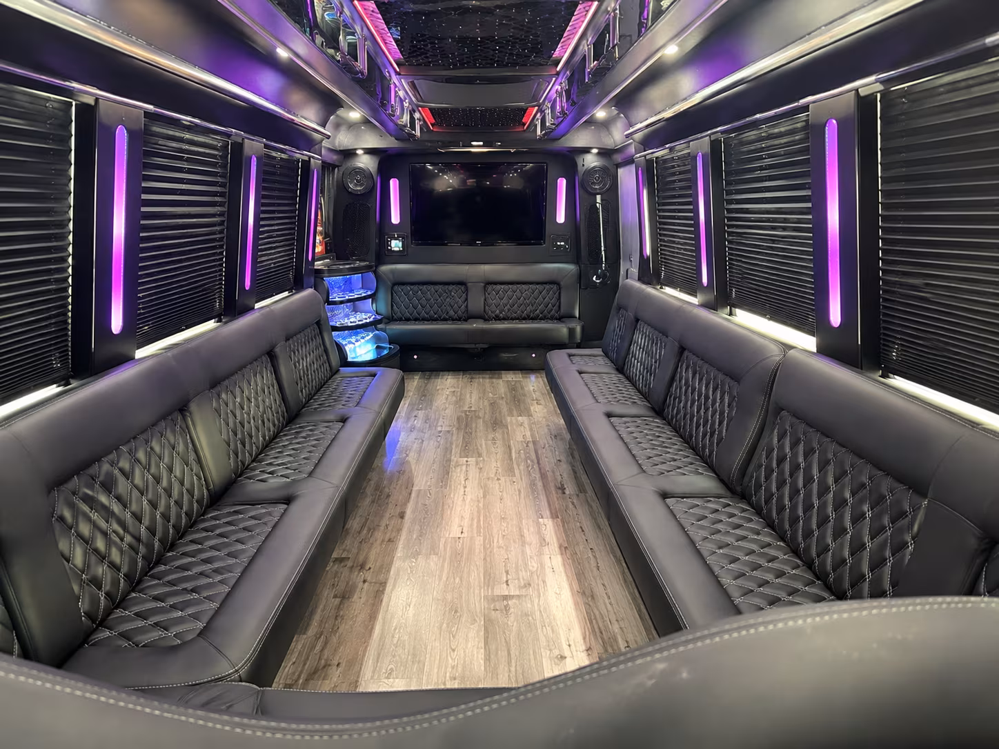 Orlando Winery Tour & Pub Crawl Transportation party bus exterior