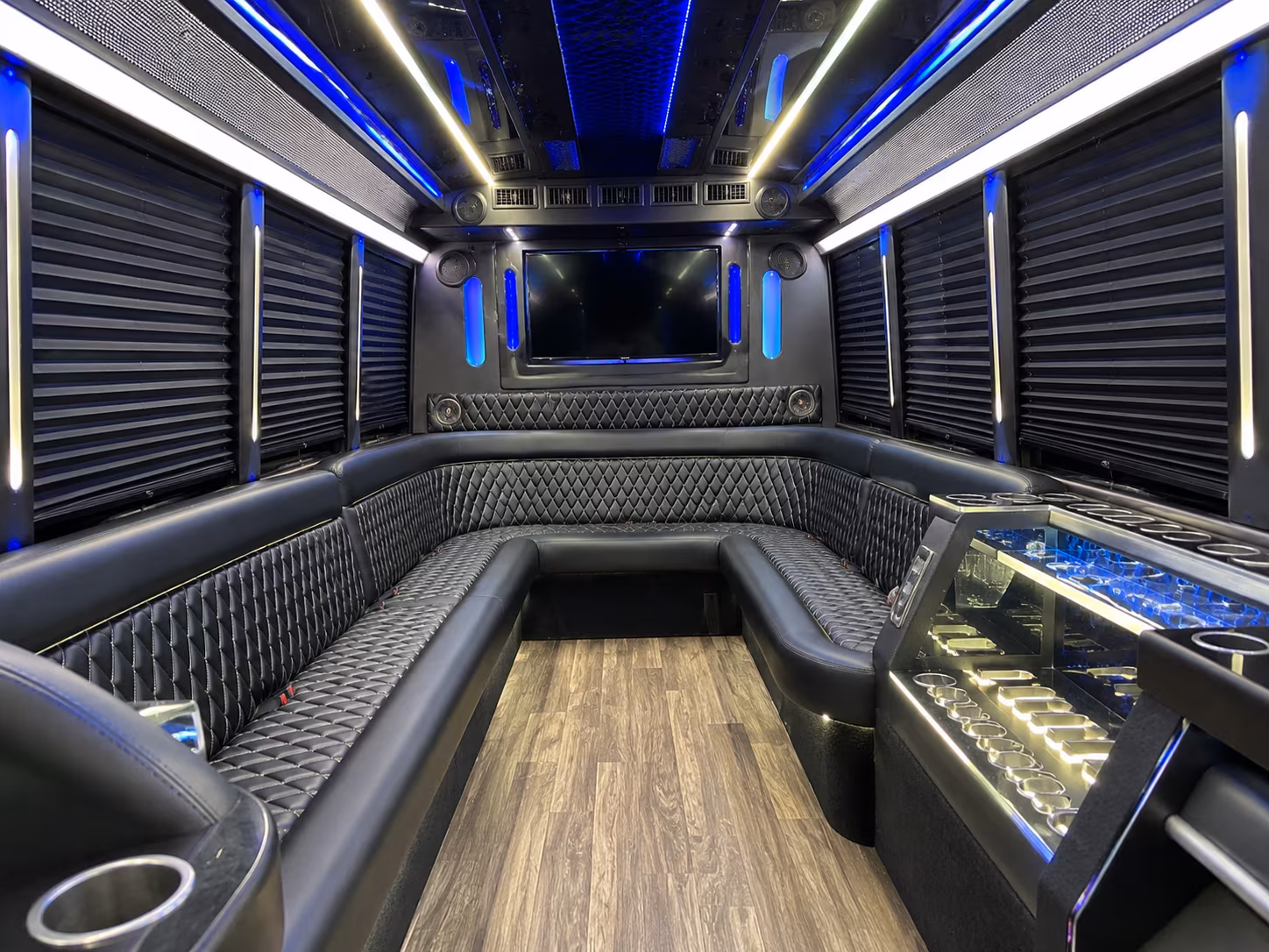 Sanford Birthday, Sweet 16, & Quinceañera Party Bus Rentals