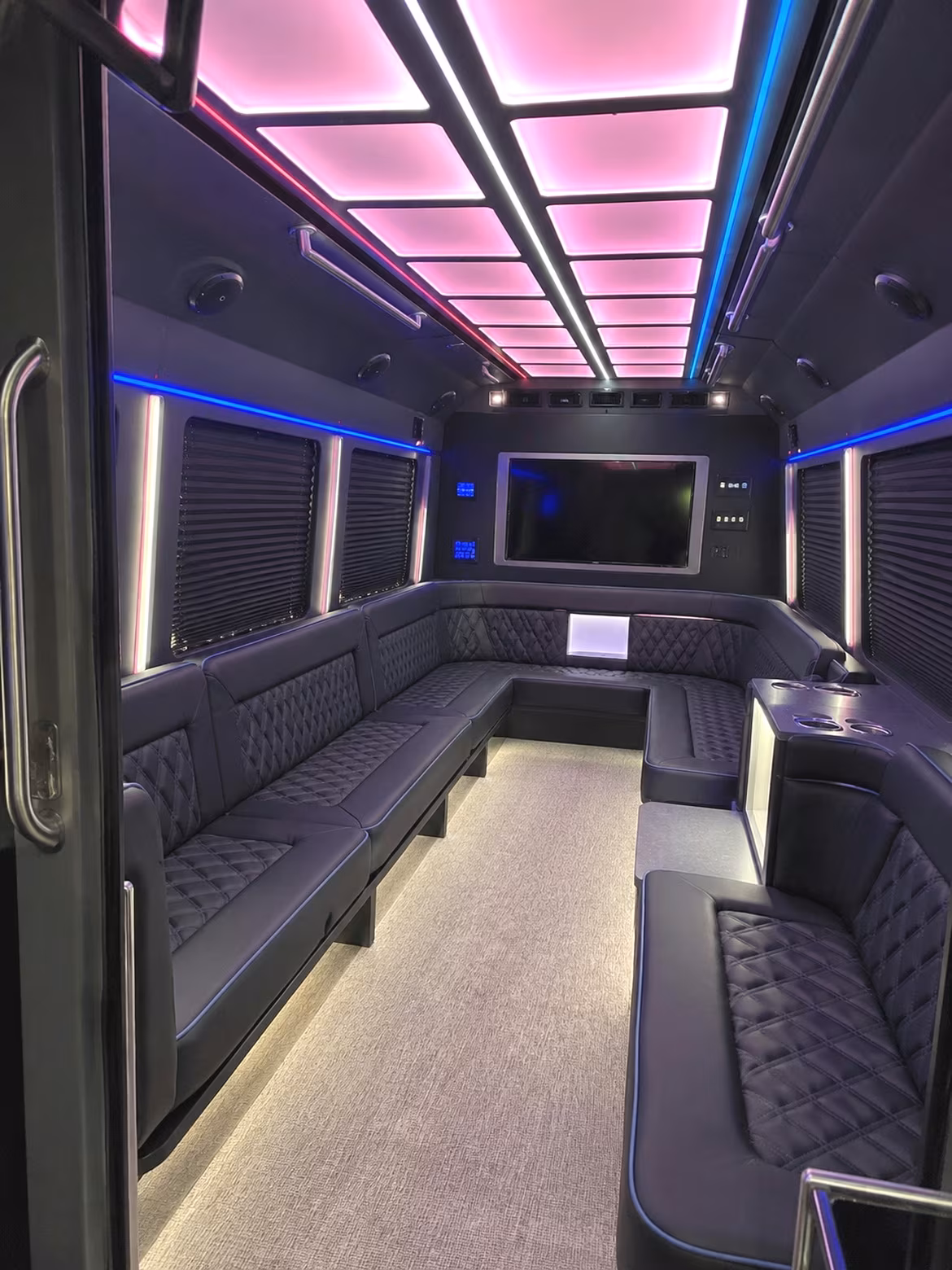 Sanford Homecoming & Prom Party Bus Rentals