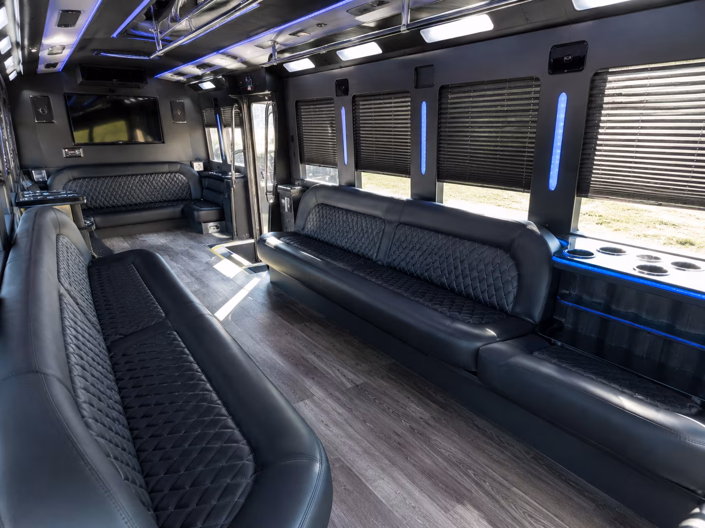 St. Cloud Birthday, Sweet 16, & Quinceañera Party Bus Rentals