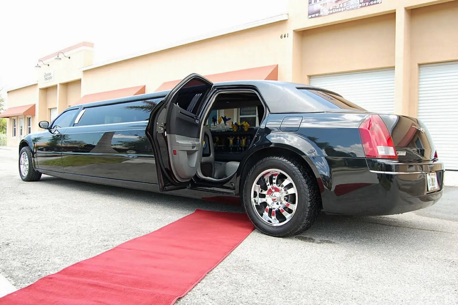 Prom Transportation & Party Bus Service